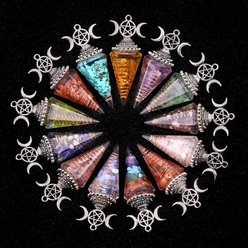 Pendule Lunaire Hexagonal en Éclats de Pierre Précieuse - image du produit - .